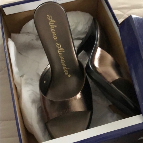 Brand new. Athena Alexander Slip-On heels. Size 8m - Picture 1 of 3